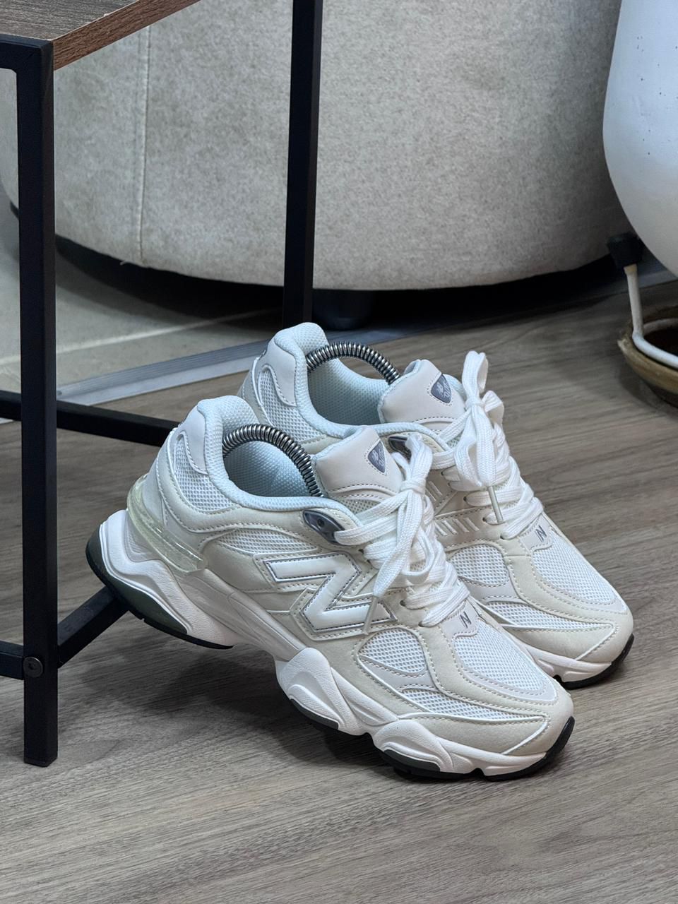 New balance 9060
