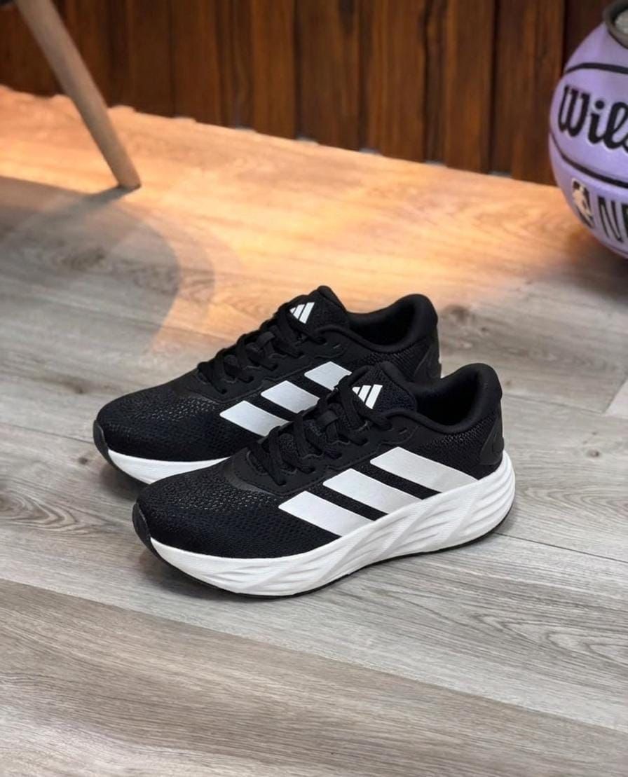 Adidas Duramo