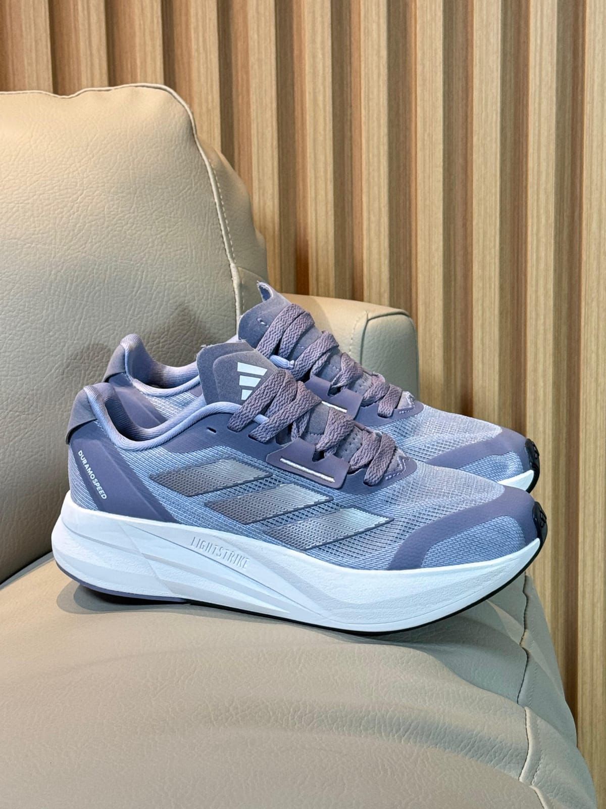 Adidas Duramo