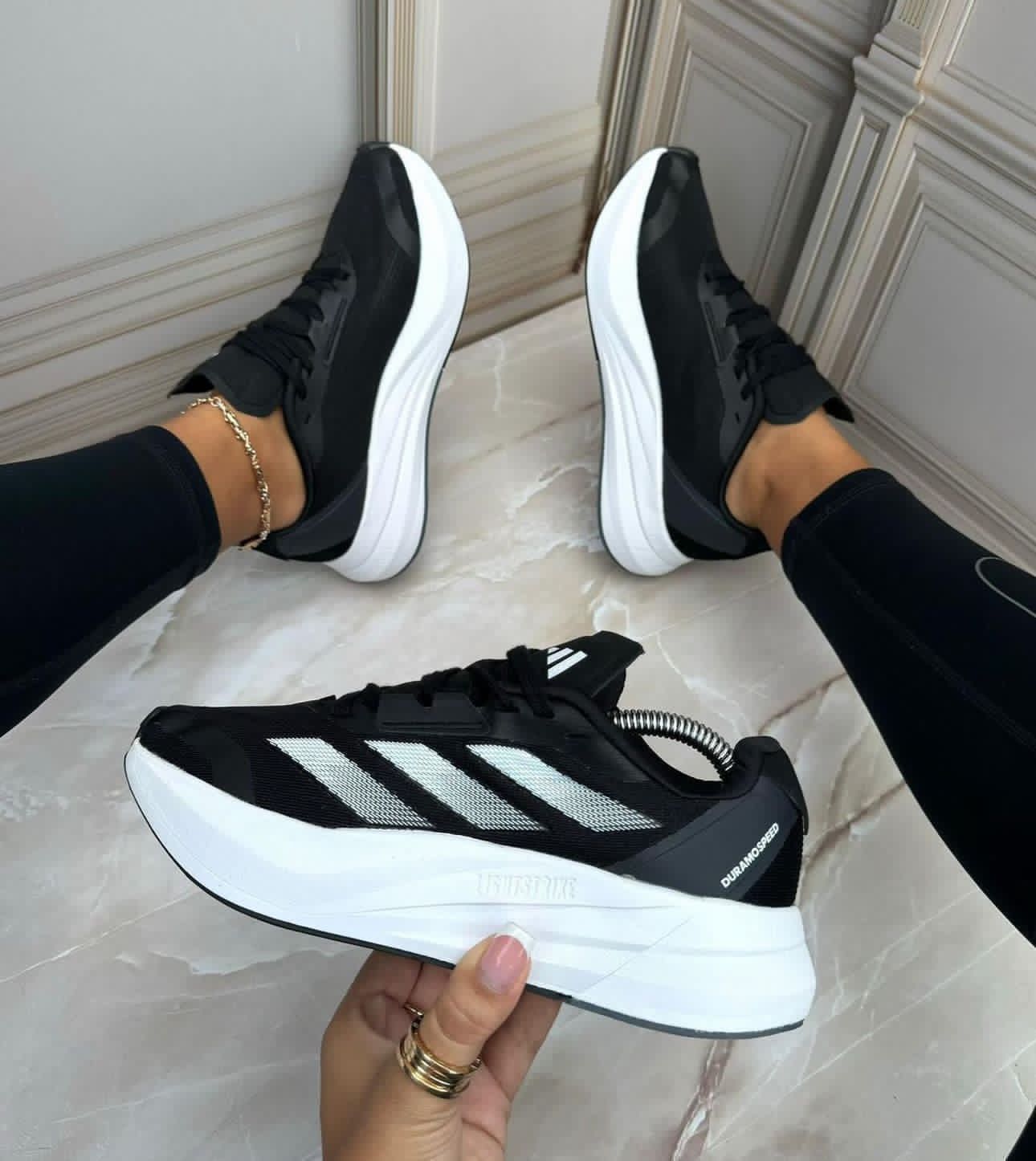 Adidas Duramo