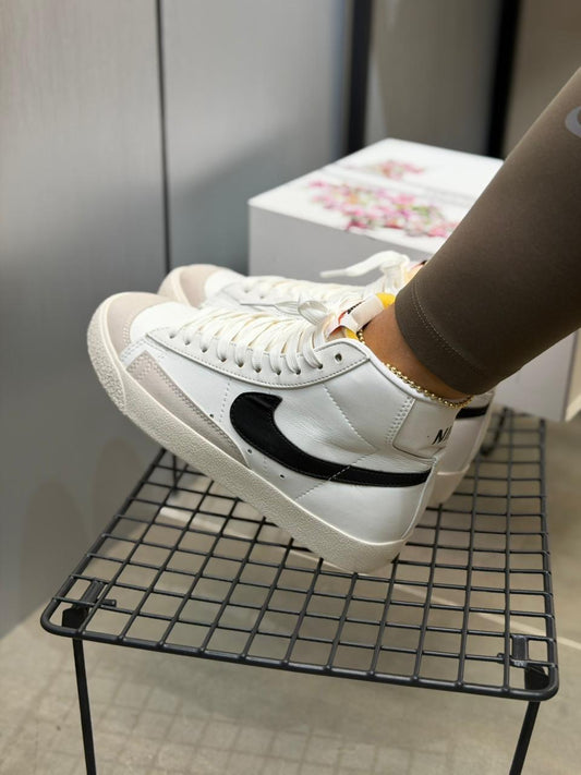 Nike Blazer