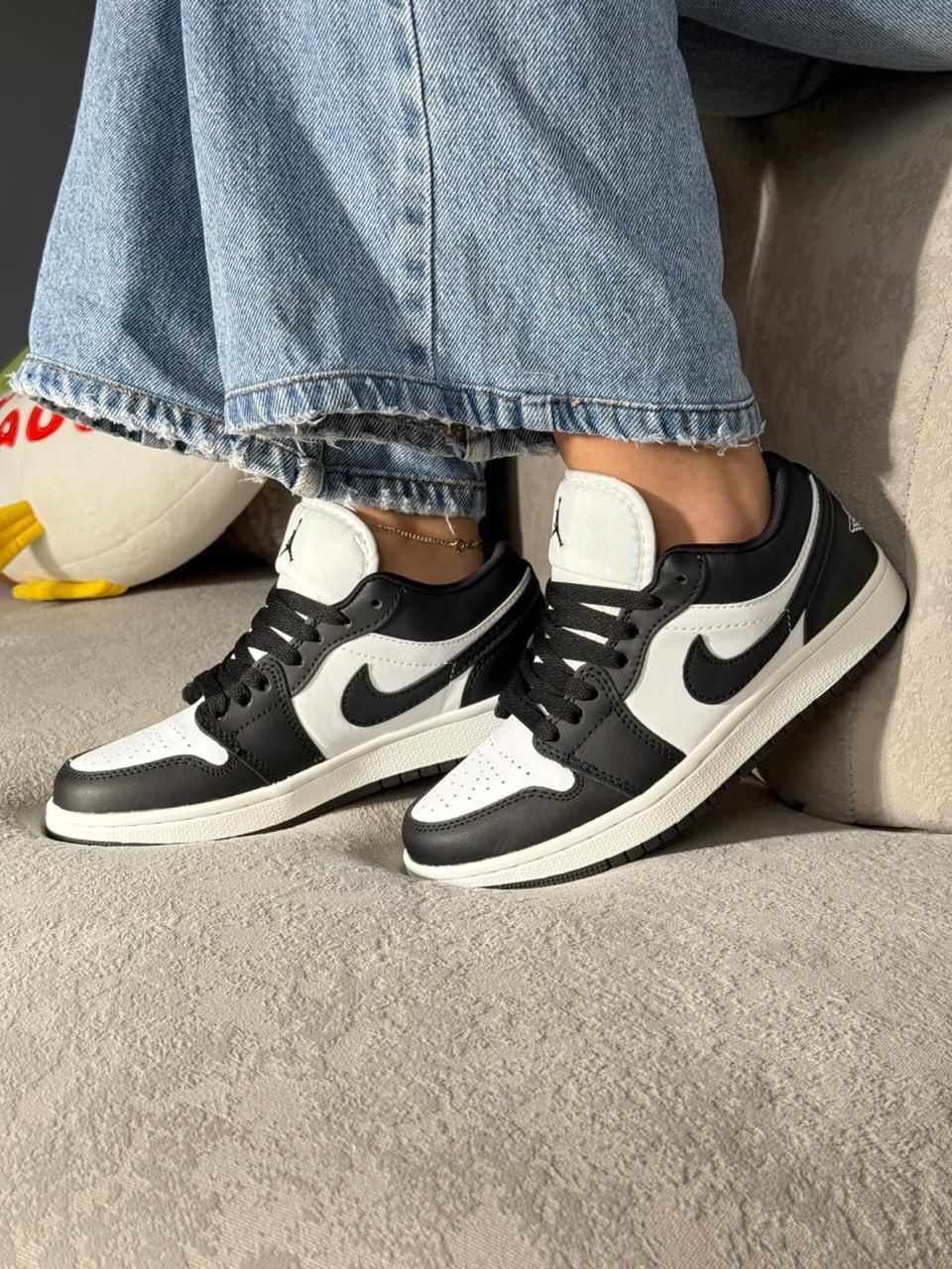 Jordan R1 Low