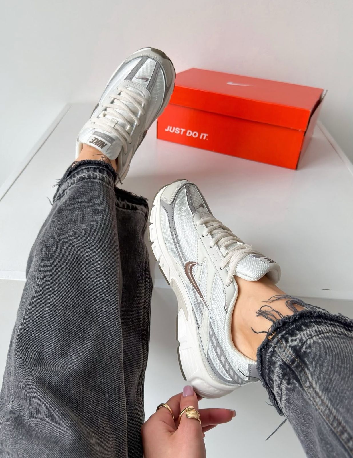 Nike Initiator