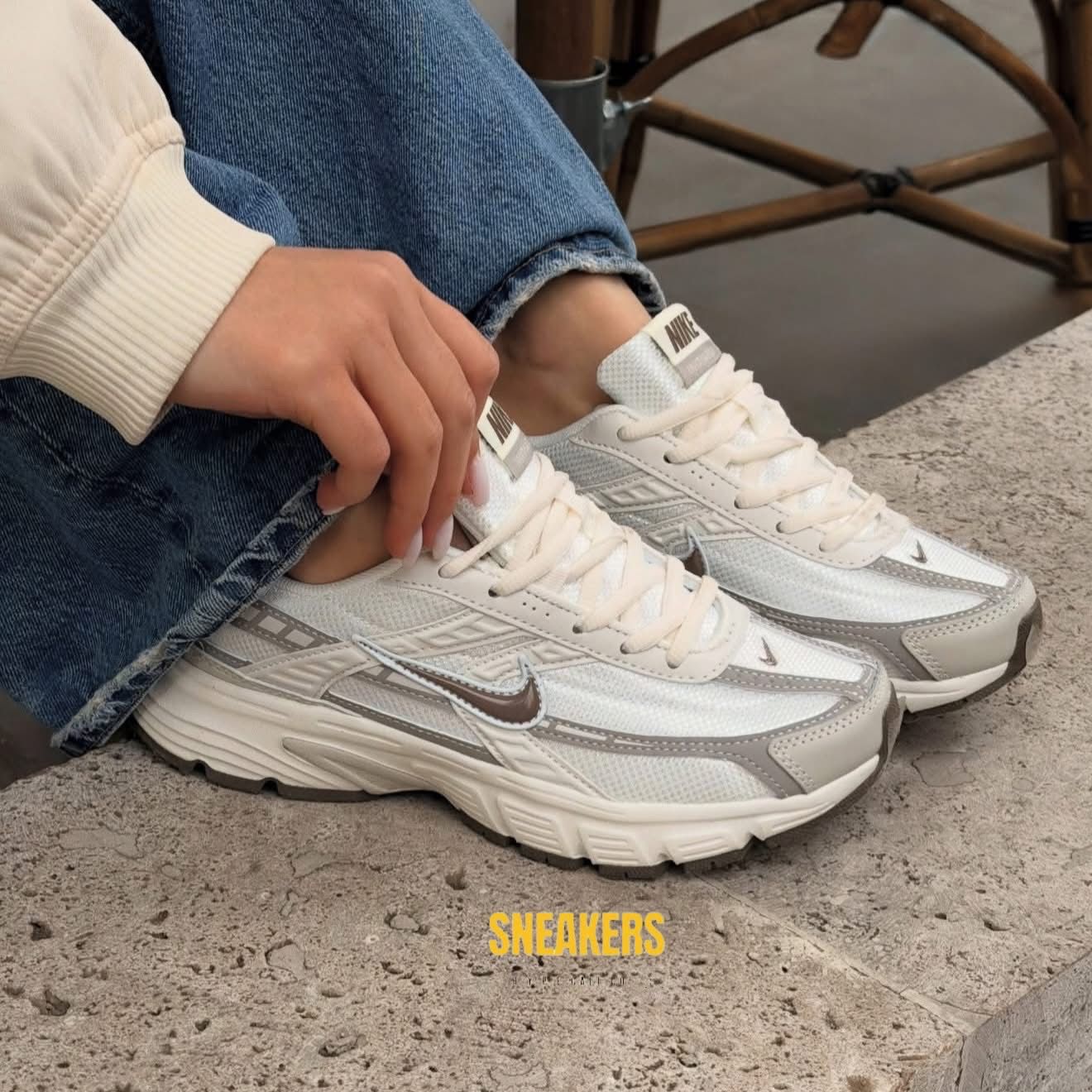 Nike Initiator