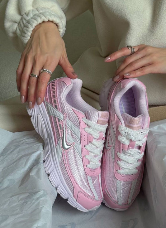 Nike Initiator